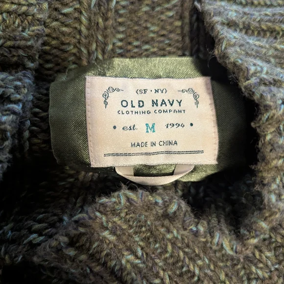 Old Navy Green Hoodie Cable Knit Sweater with Toggle Closures - Picture 4 of 7